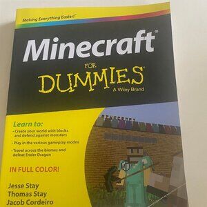 Minecraft For Dummies paperback In full Colour
